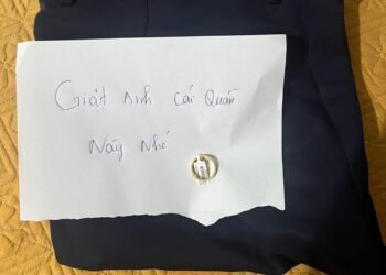 Cách để khiến phụ nữ luôn vui vẻ giặt đồ cho chồng