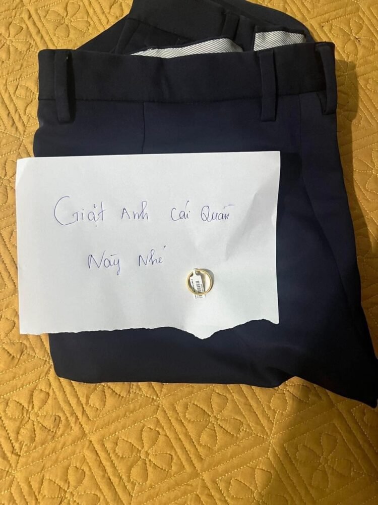 Cách để khiến phụ nữ luôn vui vẻ giặt đồ cho chồng