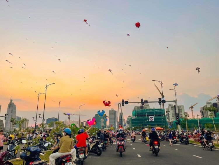 Thả diều ở Quận 2