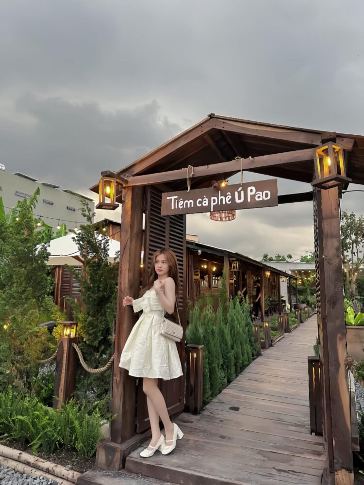 TIỆM CÀ PHÊ Ú PAO
ĐC: 1190/06, P Linh Đông, Thủ Đức
Giá: Từ 43k
Mở cửa: 24/...