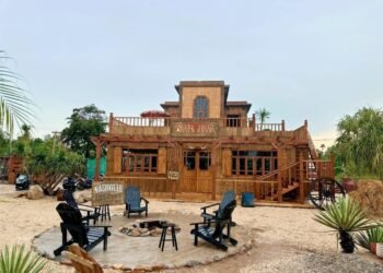 Chiếc Farm xịn xò đã mở cửa rồi 
 .
 . SAVORA Farm & Glamping
 127/13 Long T...