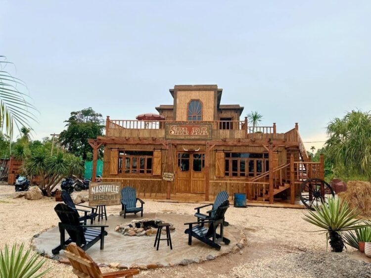 Chiếc Farm xịn xò đã mở cửa rồi 
 .
 . SAVORA Farm & Glamping
 127/13 Long T...