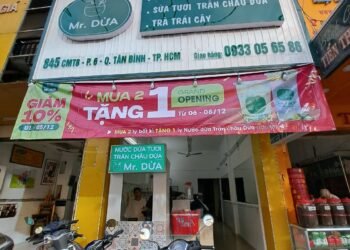 Chỉ là món nước dừa thêm trân châu thôi mà không hiểu sao ghiền quá trời quá đấ...