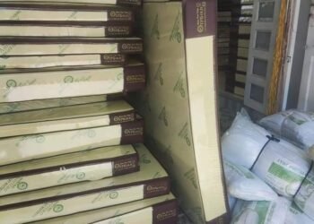 Bao nhiêu năm nằm đệm bông ép thật sự em thấy bỏ tiền ra mua đệm cao su non khôn...