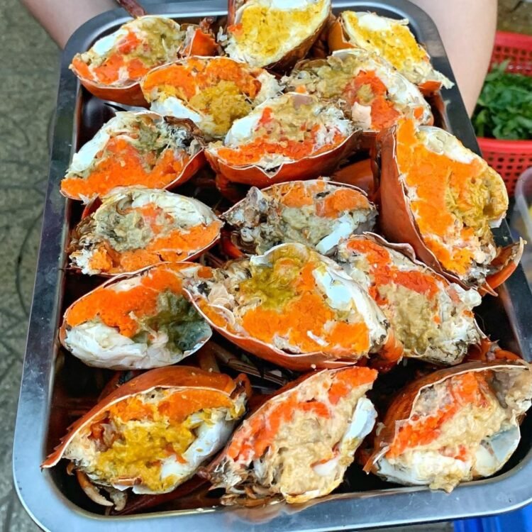 BÊN EM BÁN TẤT CẢ CÁC LOẠI CUA VÀ NHẬN CHẾ BIẾN CÁC MÓN CHO KHÁCH 

PHỤC VỤ 24/2...