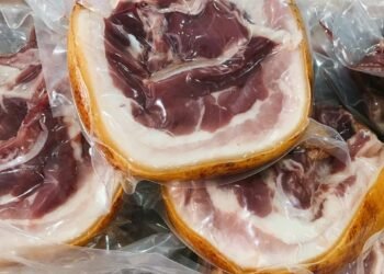 *** THỊT BA RỌI  rút sườn HEO RỪNG LOẠI 1
#170K/kg (𝗛�̀𝗡𝗚 𝗟𝗢�̣𝗜 𝟭)
+ Đặc biệt th...