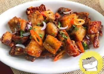 CÁ DỨA lai NGUYÊN CON 1 NẮNG

     Giá : #115k/ 1 kg 

 Cá dứa 1 nắng chuẩn hàng...