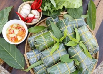 Vừa xong mẻ nem thính để thứ 5 này sẽ ship cho khách ở TPHCM 

Những quả nem thí...