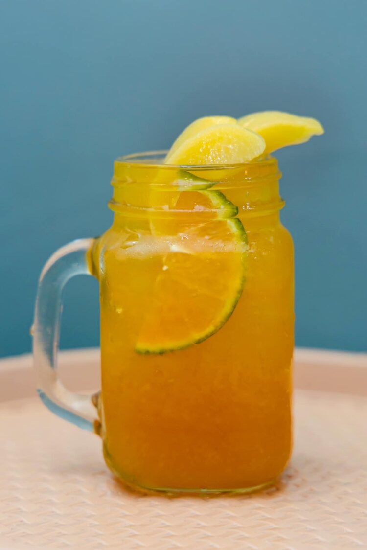 Trà đào cam sả 25
 Trà xoài chanh leo 25
 Trà đào 23
 Trà dưa lưới 25
 Nước cam ...