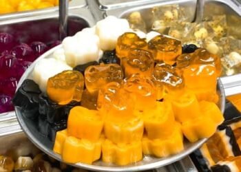 Trà Sữa Tự Chọn Nhà Làm BiBi
25k/ly size M 
30k/ly size L
Topping đa dạng mỗi ng...