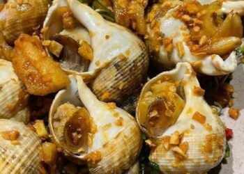 CUA-ỐC CHẾ BIẾN CÁC MÓN   cua rang me 3-4 con 1kg/#180k cua cháy tỏi 3-4 con 1kg...