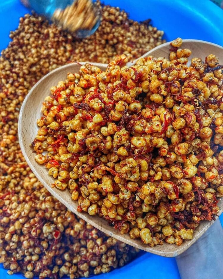 HÔM NAY NHÀ EM CÓ:
Bắp rim khô bò
Mãng cầu rim muối ớt
Thơm rim muối ớt
...