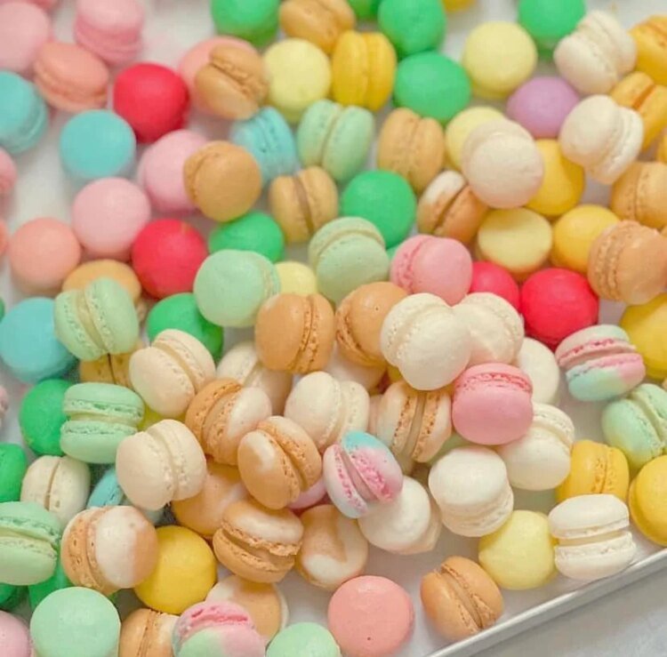 𝓜𝓪𝓬𝓪𝓻𝓸𝓷 𝓢𝓲𝔃𝓮 𝓜𝓲𝓷𝓲  Giá 60k : 15 bánh ( gồm 15vị )
 Khách có thể mix vị theo ý mì...