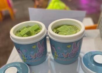 Trà sữa Nọng  497 Nguyễn văn Luông q6 (ngay vòng xoay Phú lâm )  08:00-23:00
 09...